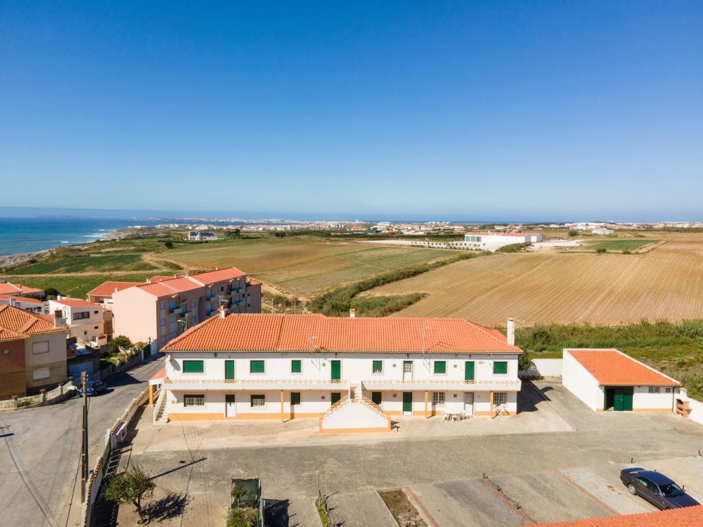 Turismo Costa Oeste Alojamento - Tillinjoes Housing BeachHouse